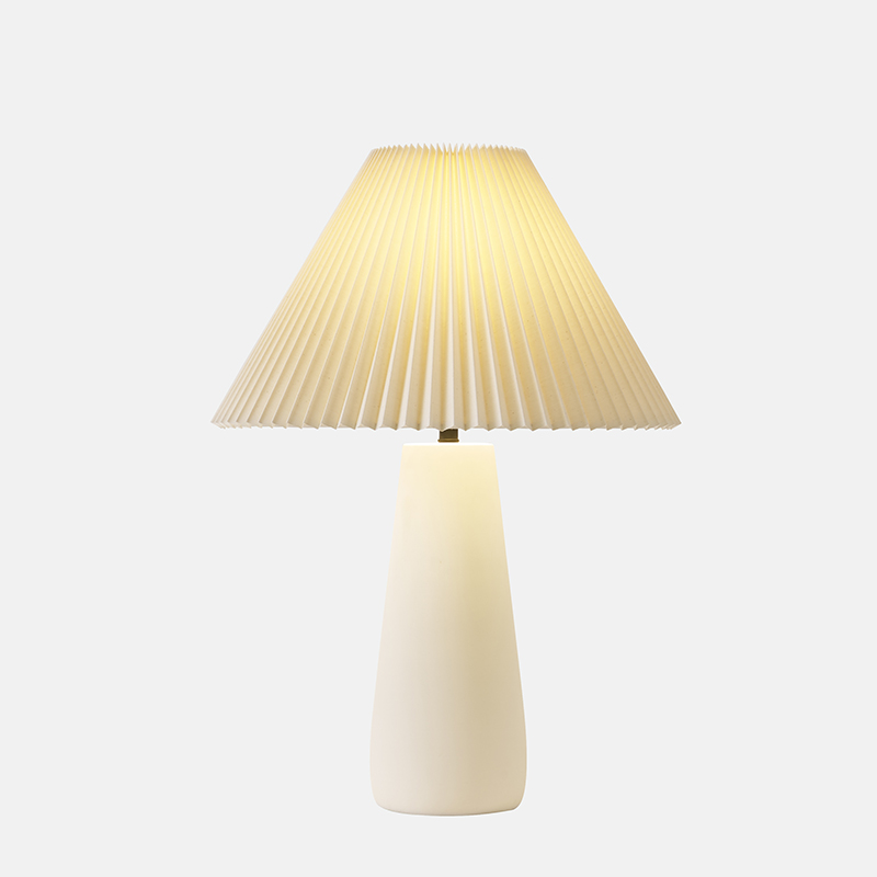Cement Base Desk Lamp-1