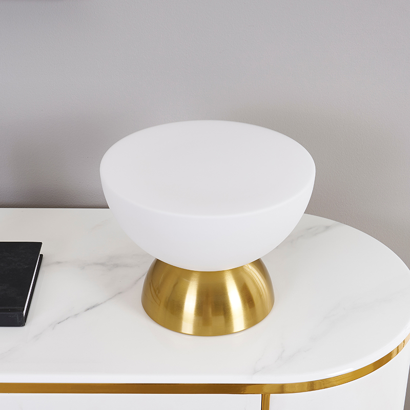 Dimming Bedside Lamp-3