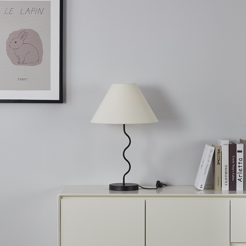 arched metal table lamp-2