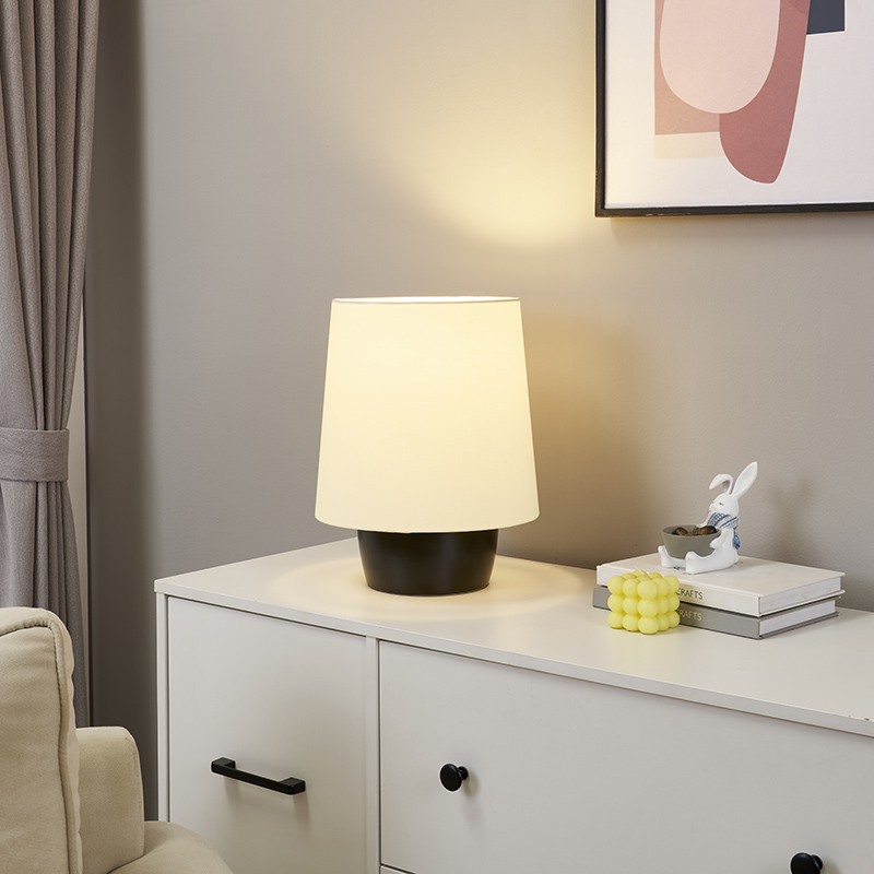 Black Ceramic Table Lamp-5