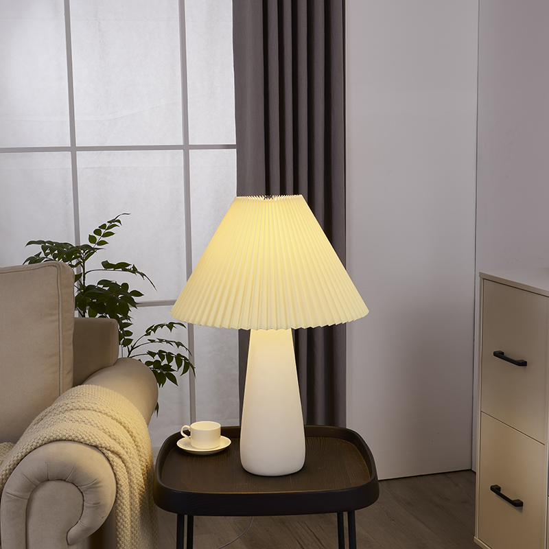 Cement Base Desk Lamp-5