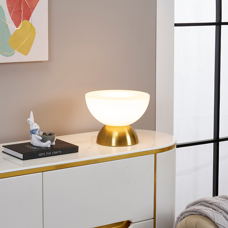 Dimming Bedside Lamp-5