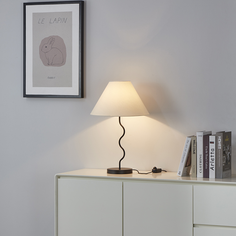 arched metal table lamp-3