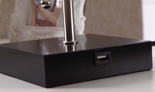 Bedside Nightstand Lamp with 5V=1A USB Charging Port-detail 2