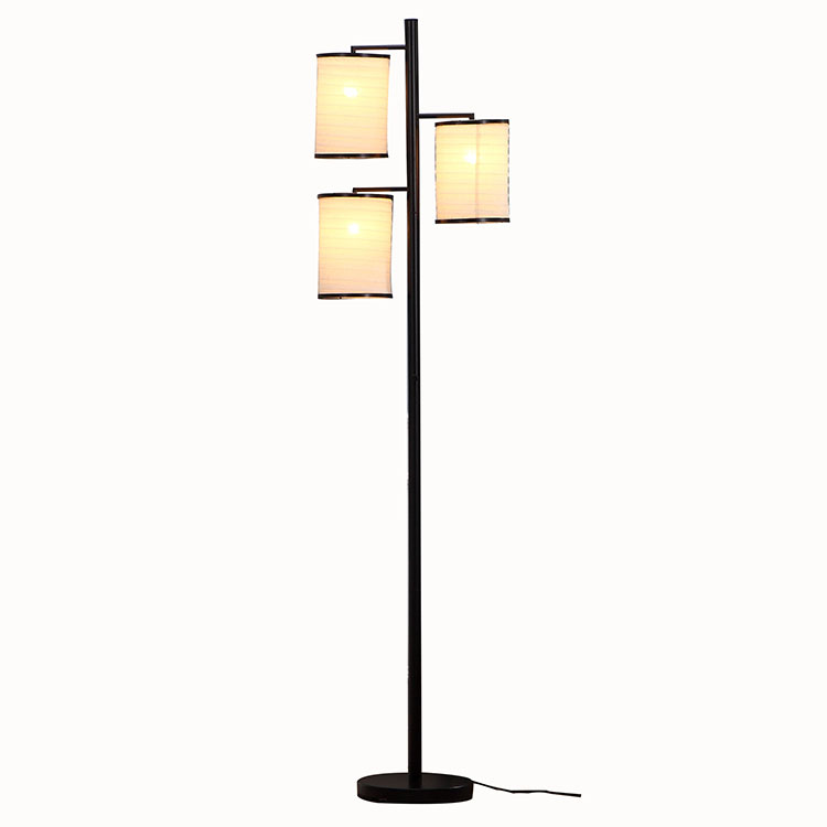 Classic blackTree Lamp