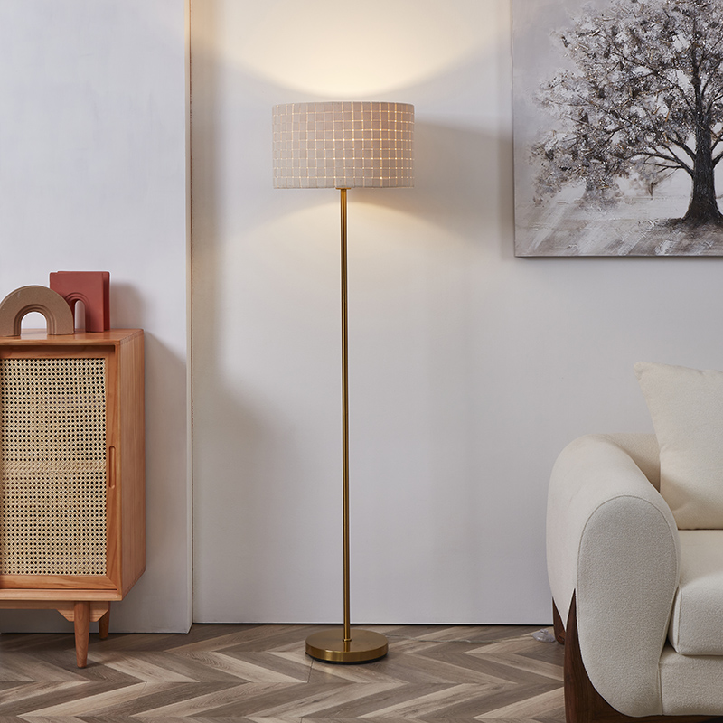 Fabric shade floor lamp-3