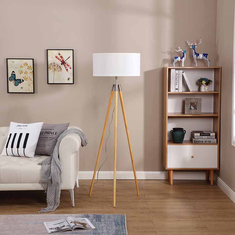 Mid-Century Modern Tripod Floor Lamp 2