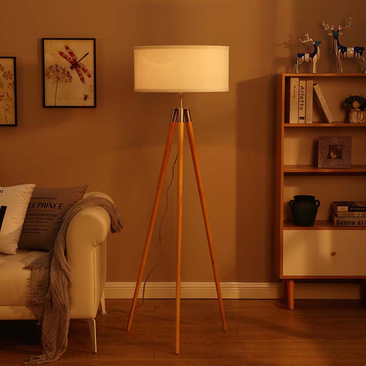 Mid-Century Modern Tripod Floor Lamp 3