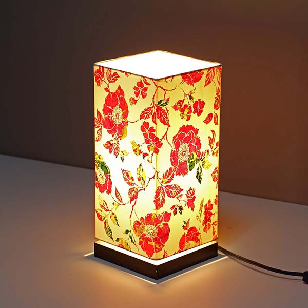 Minimalist Bedside Desk Lamp with Screen flower Square Fabric Shade 3