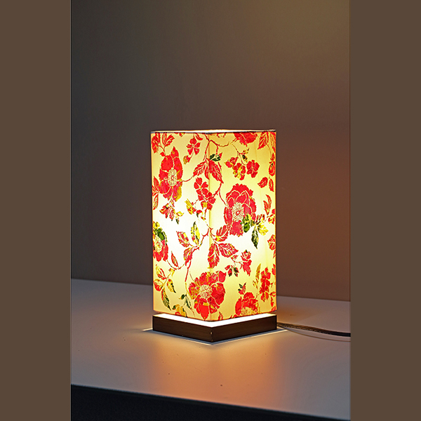 Minimalist Bedside Desk Lamp with Screen flower Square Fabric Shade 4