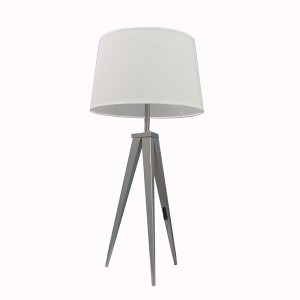 Modern Class Comtemporary Hollywood Tripod Table Lamp 1