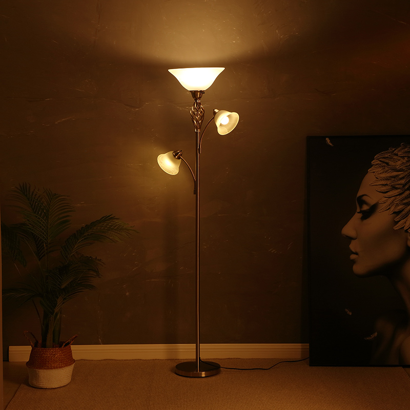 Triple-Head Floor Lamp-4