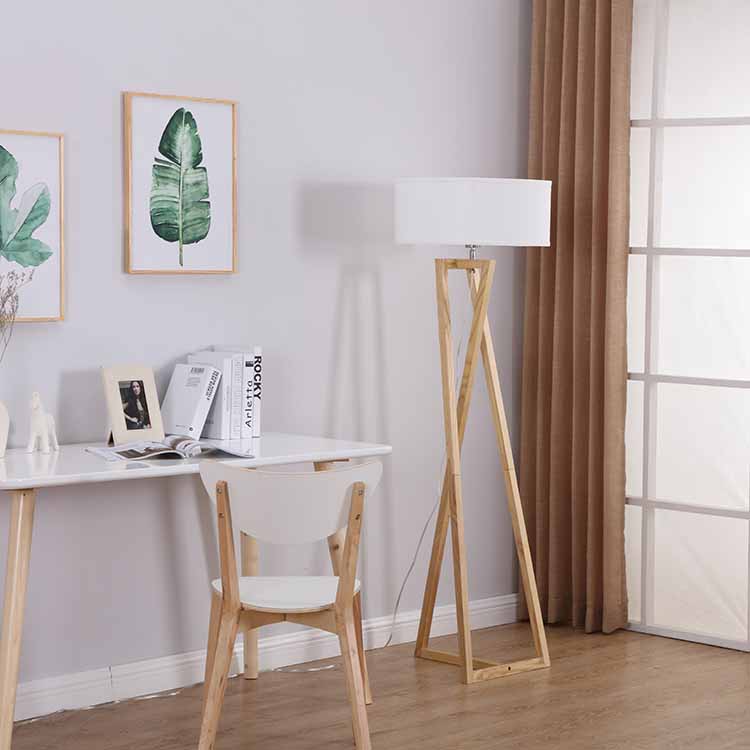 Tripod Standing Lamp-2