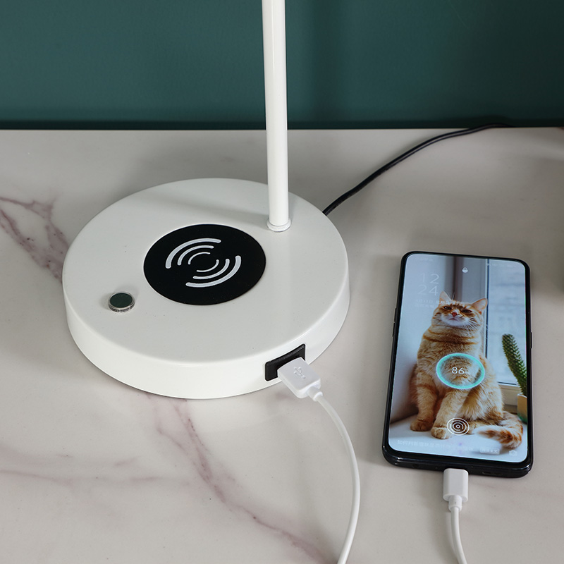 White Metal Table Lamp-5