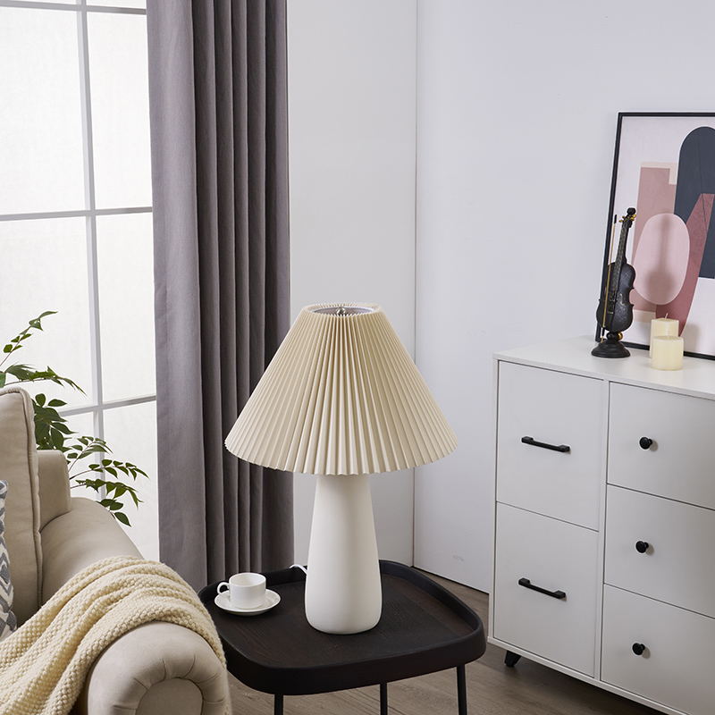 Cement Base Desk Lamp-3