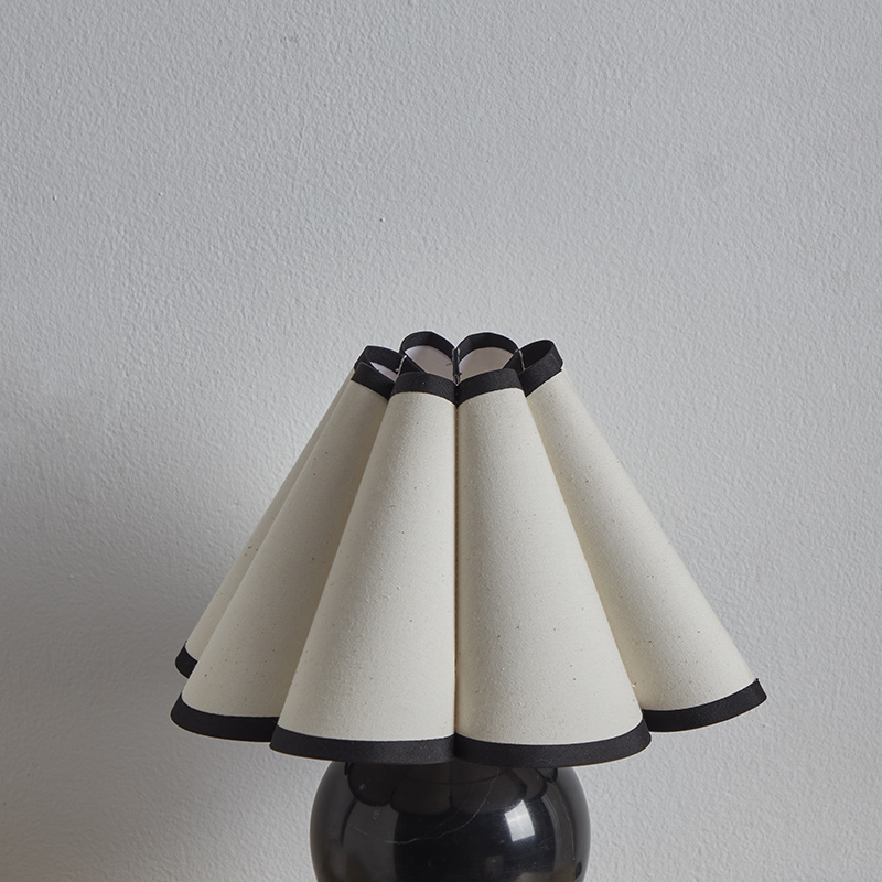 Scallop Shade Table Lamp-5