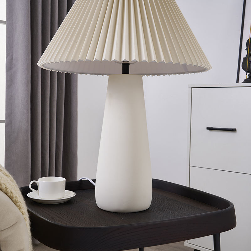 Cement Base Desk Lamp-9