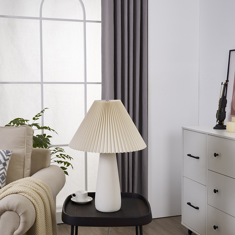Cement Base Desk Lamp-2