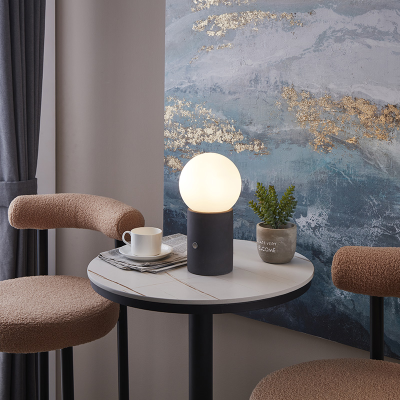 glass globe table lamp-3