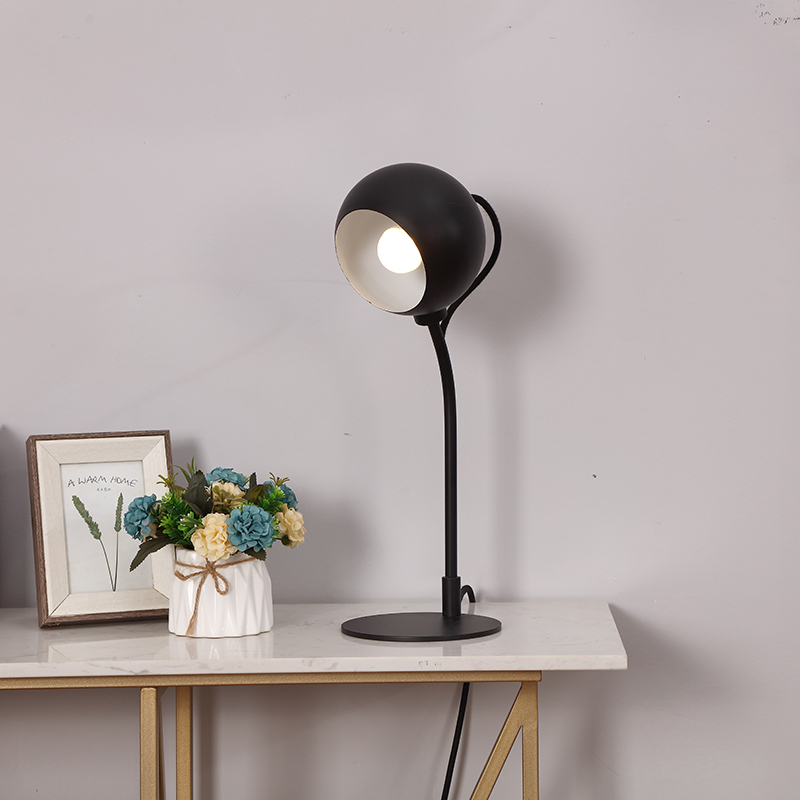 metal sphere table lamp-4