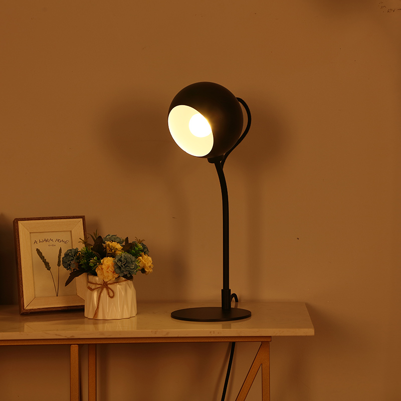 metal sphere table lamp-5