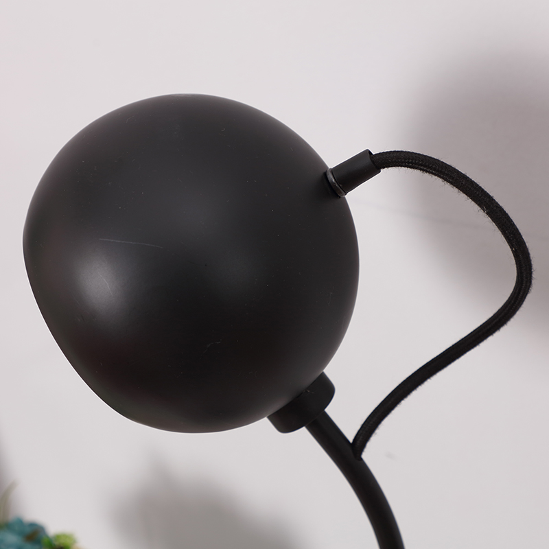 metal sphere table lamp-7